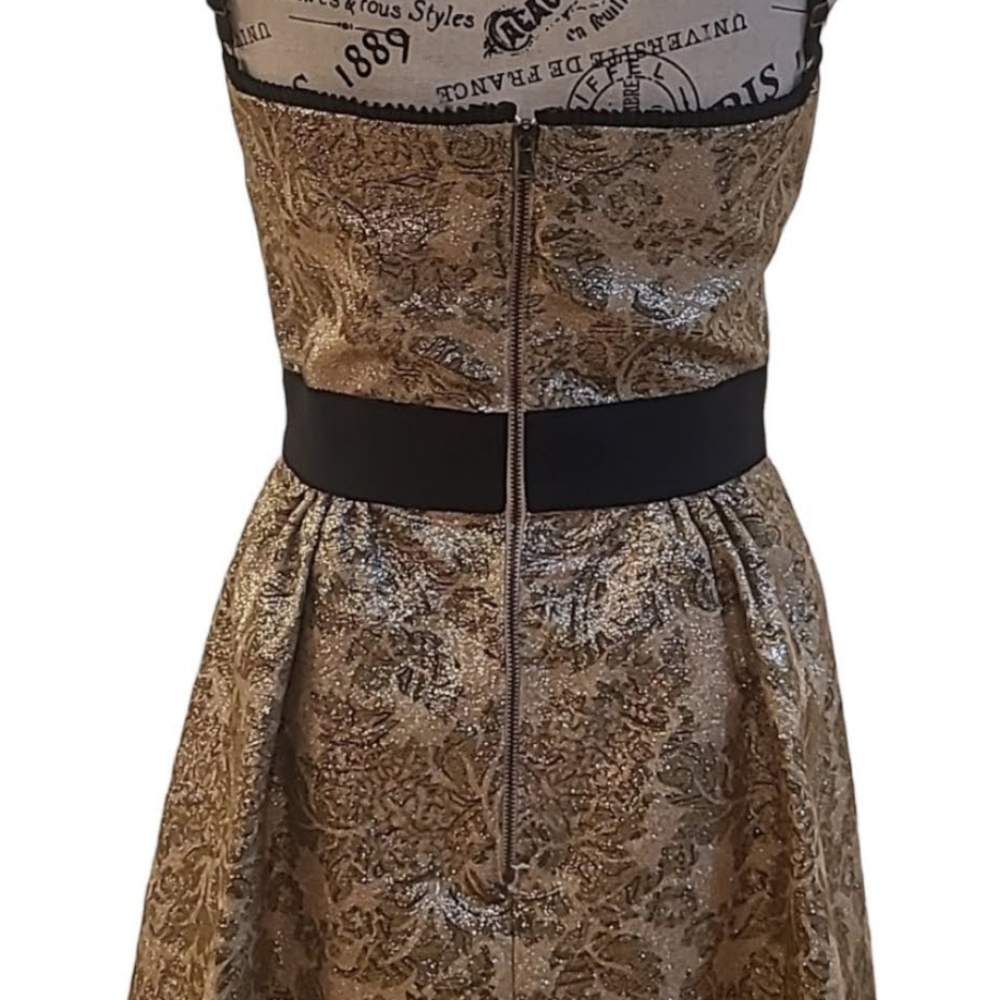 Dolce & Gabbana Size 42 Gold Leaf Dress - Picture 7 of 13